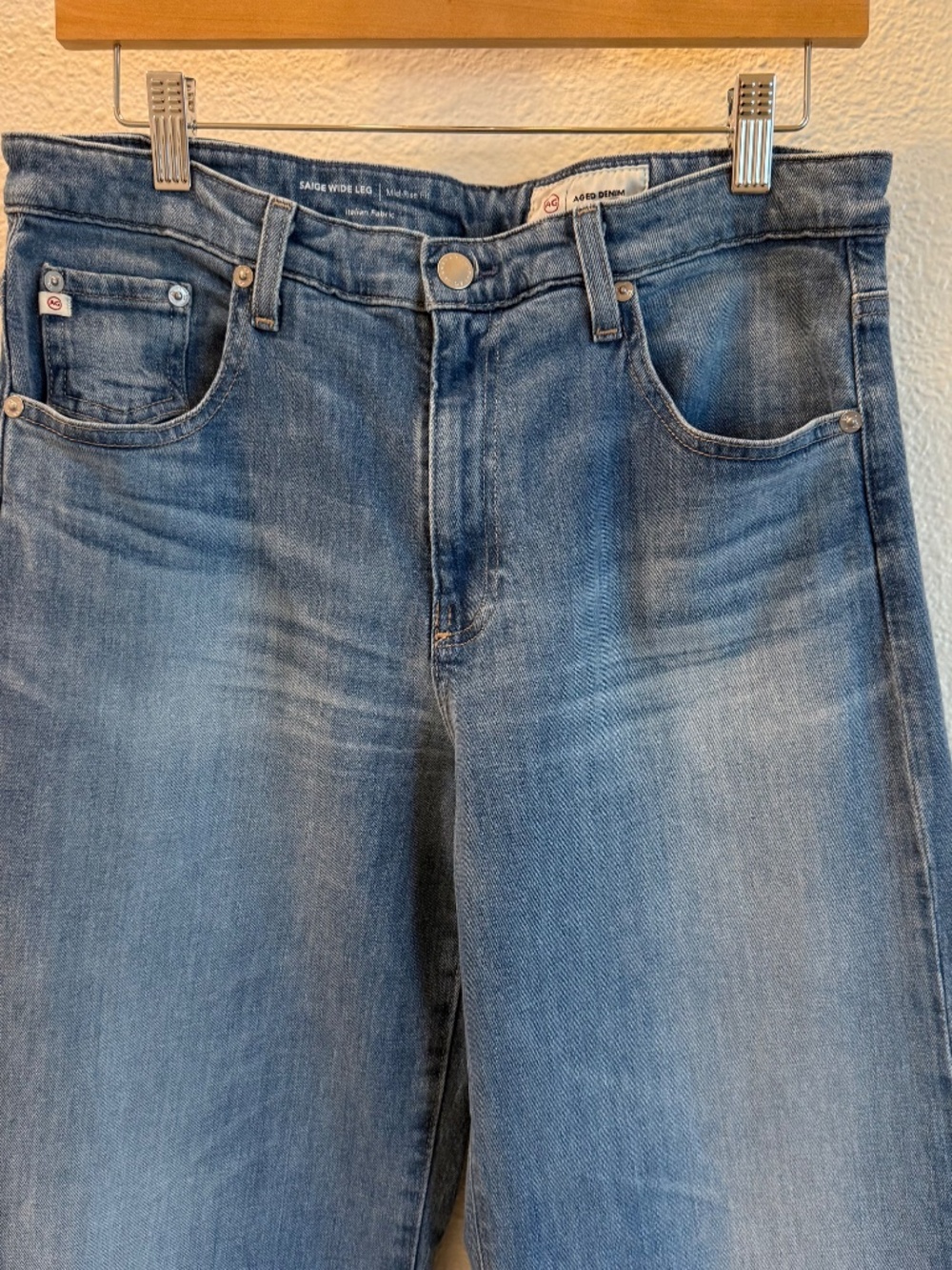 AG Saige Mid-Rise Wide Leg Jeans Light Blue Size 30 - Picture 7 of 12